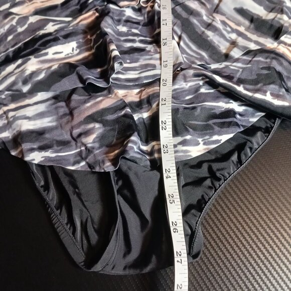 NEW Swim Solutions Tiered One-Piece Swimsuit in Nuetral Multi, Size 10 - Picture 11 of 11